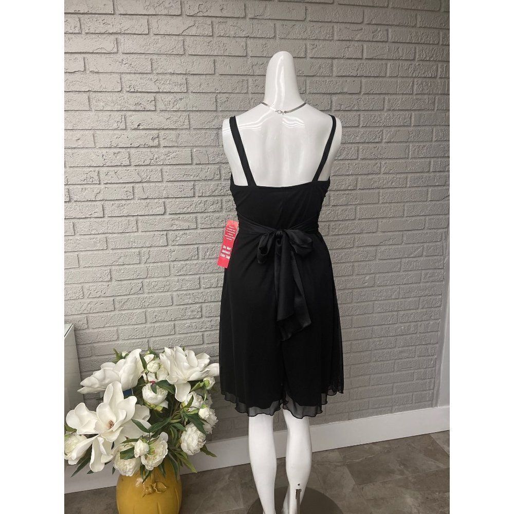 EN FOCUS Studio Black and White Empire Waist Dress Size 6 - Picture 6 of 8